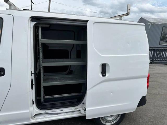 2019 Nissan NV200 S