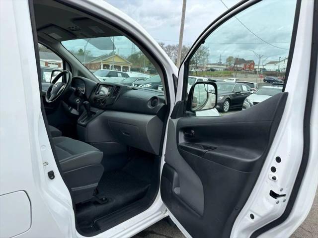 2019 Nissan NV200 S