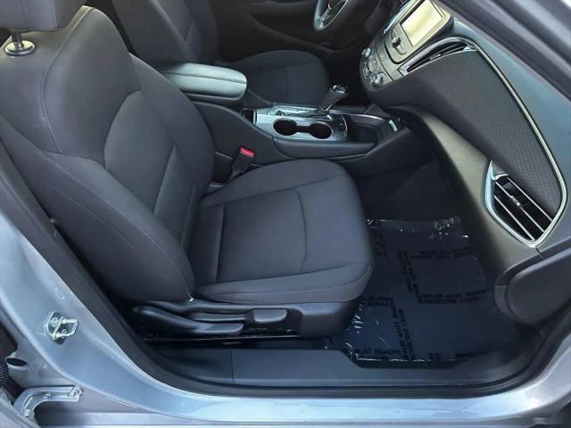 2017 Chevrolet Malibu 1LT