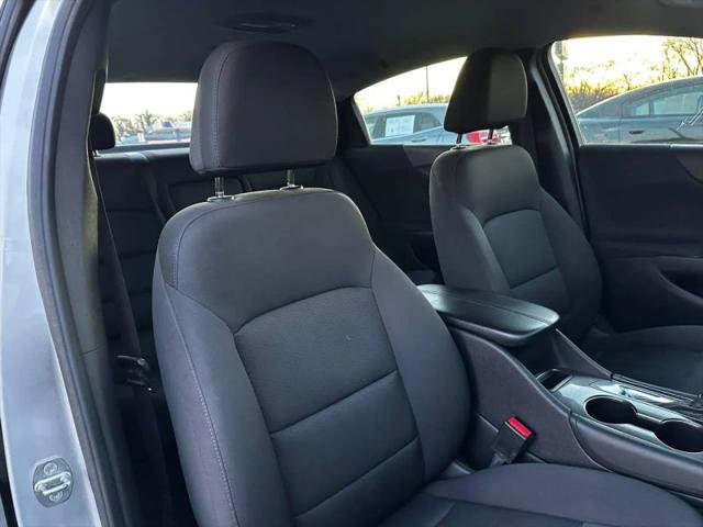2017 Chevrolet Malibu 1LT
