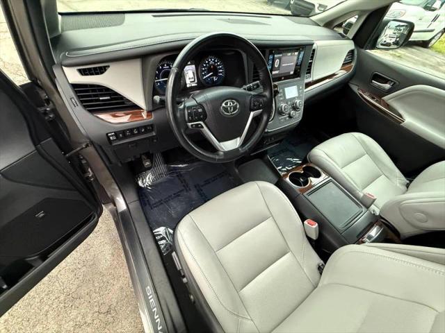 2017 Toyota Sienna Limited 7 Passenger