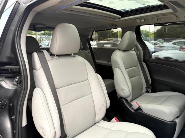 2017 Toyota Sienna Limited 7 Passenger