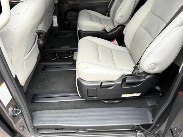 2017 Toyota Sienna Limited 7 Passenger