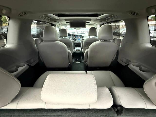 2017 Toyota Sienna Limited 7 Passenger