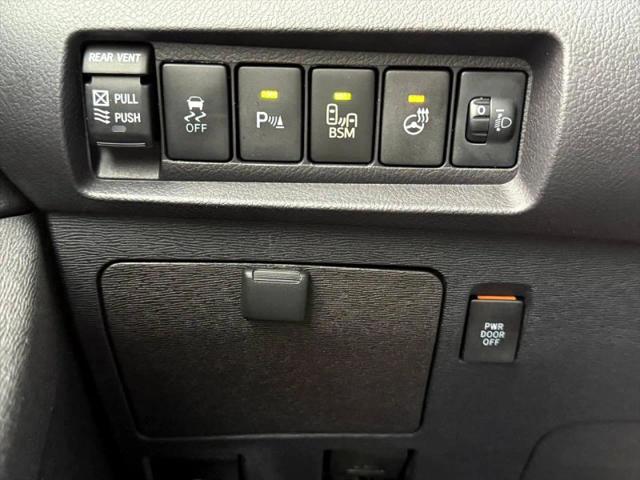 2017 Toyota Sienna Limited 7 Passenger