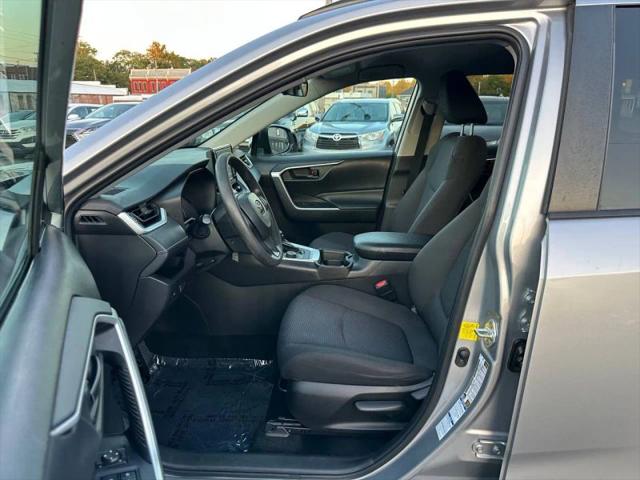2019 Toyota RAV4 Hybrid LE