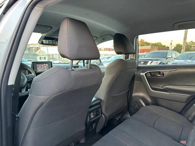 2019 Toyota RAV4 Hybrid LE