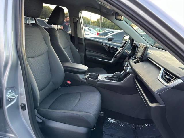 2019 Toyota RAV4 Hybrid LE