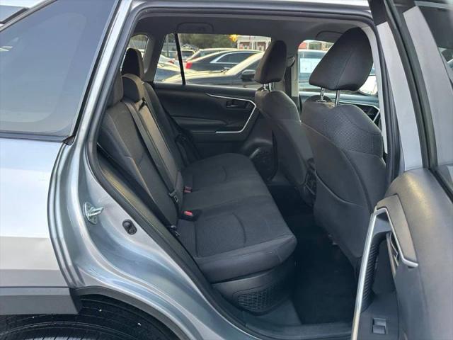 2019 Toyota RAV4 Hybrid LE