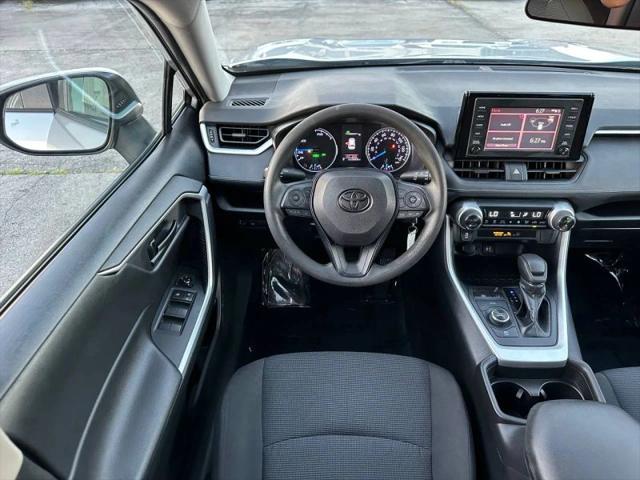2019 Toyota RAV4 Hybrid LE