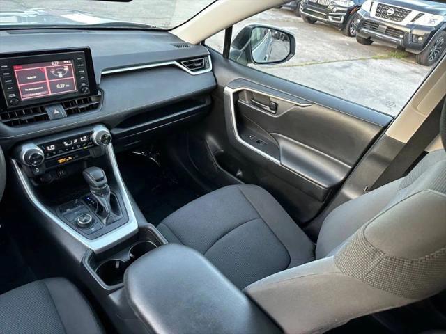 2019 Toyota RAV4 Hybrid LE