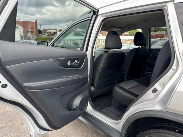 2017 Nissan Rogue SV