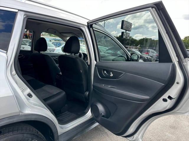 2017 Nissan Rogue SV