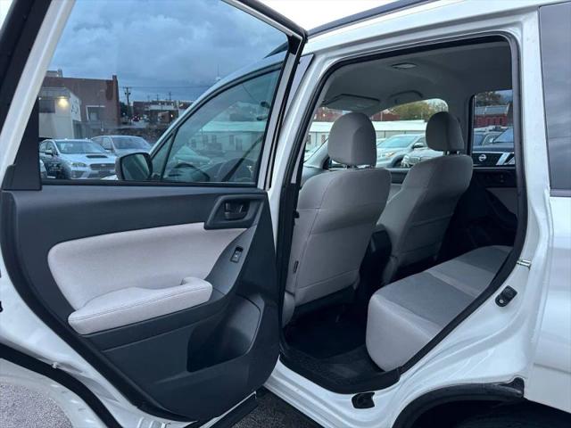 2015 Subaru Forester 2.5i