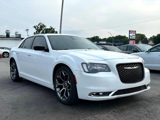 2018 Chrysler 300 Touring