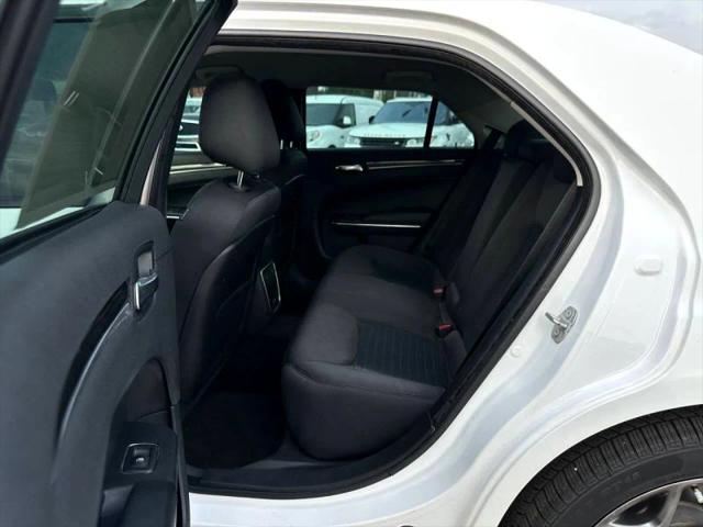 2018 Chrysler 300 Touring