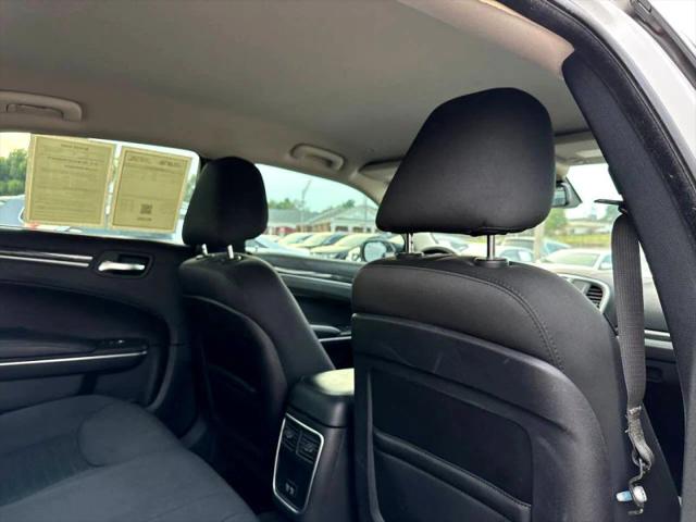 2018 Chrysler 300 Touring