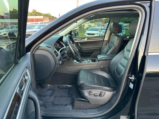 2014 Volkswagen Touareg 3.6L Executive