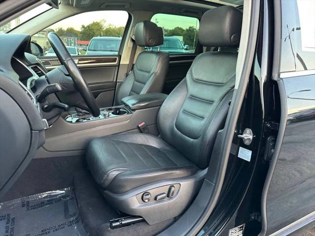 2014 Volkswagen Touareg 3.6L Executive
