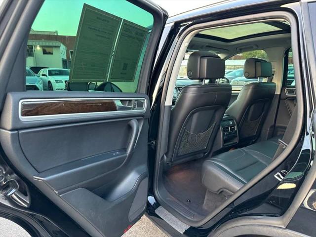 2014 Volkswagen Touareg 3.6L Executive