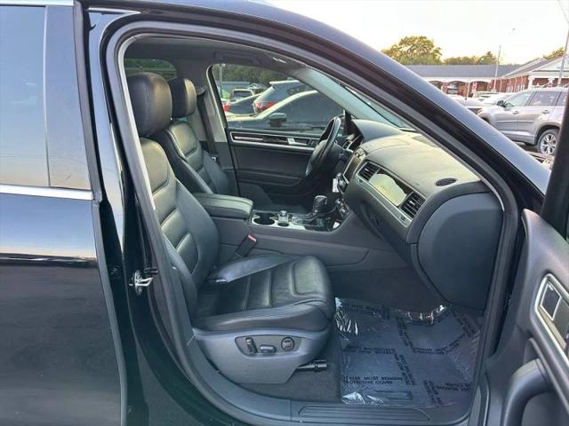 2014 Volkswagen Touareg 3.6L Executive
