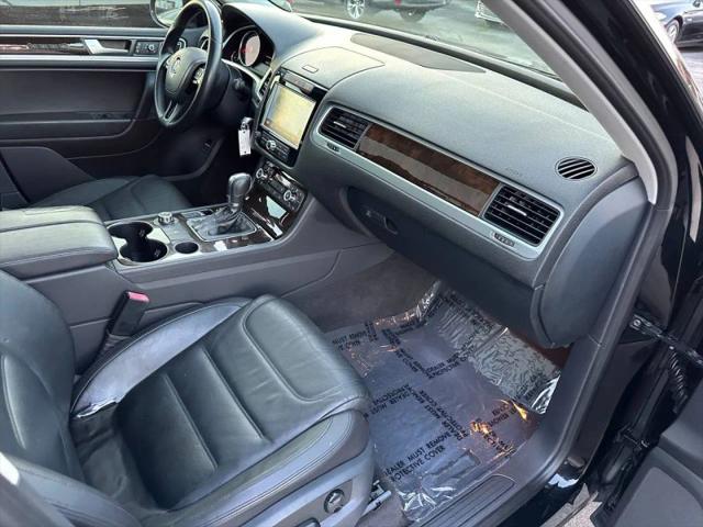 2014 Volkswagen Touareg 3.6L Executive