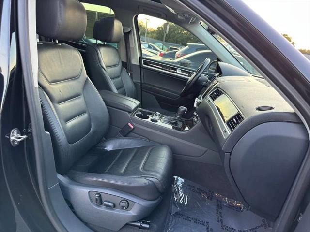 2014 Volkswagen Touareg 3.6L Executive