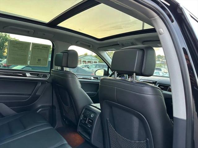 2014 Volkswagen Touareg 3.6L Executive