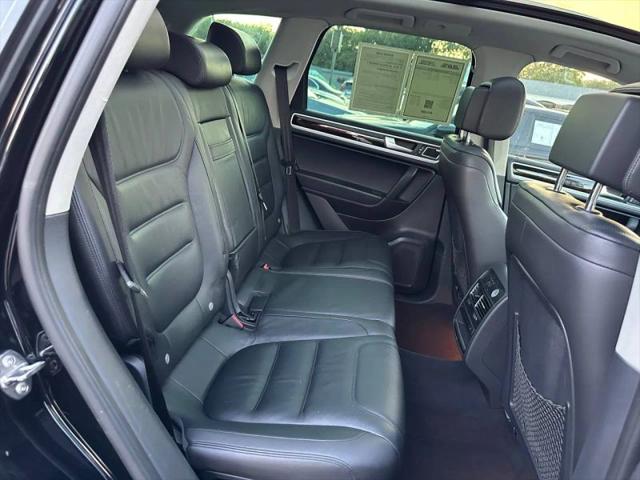 2014 Volkswagen Touareg 3.6L Executive