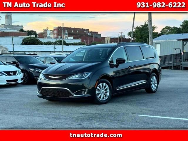 2017 Chrysler Pacifica Touring-L for sale in Columbia, TN