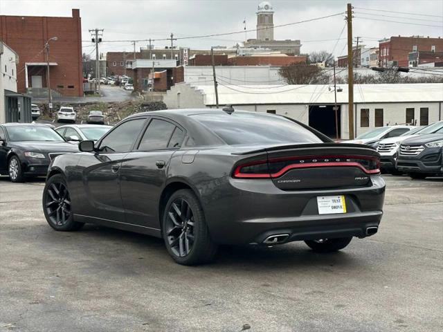 2017 Dodge Charger SXT RWD