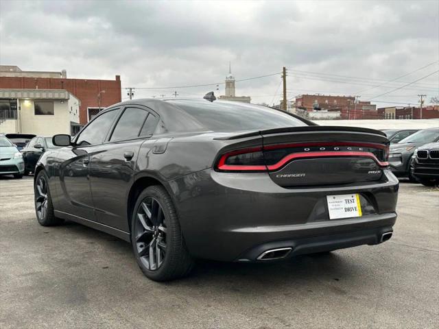 2017 Dodge Charger SXT RWD
