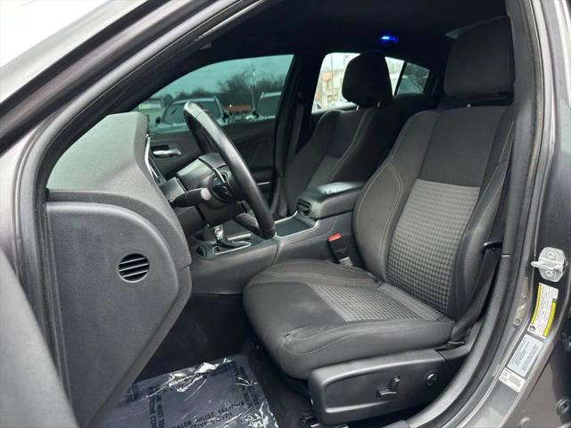 2017 Dodge Charger SXT RWD