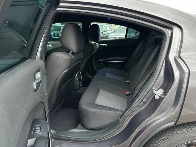 2017 Dodge Charger SXT RWD