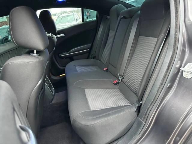 2017 Dodge Charger SXT RWD
