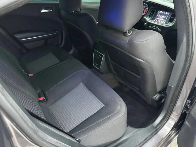 2017 Dodge Charger SXT RWD