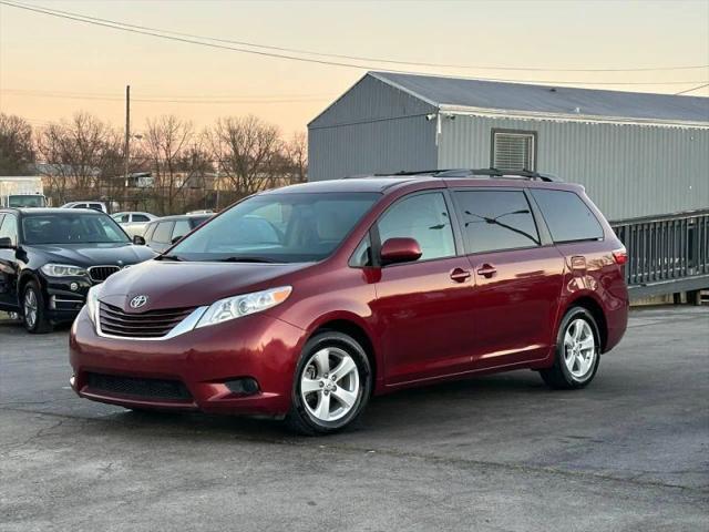 2015 Toyota Sienna LE 7 Passenger for sale in Columbia, TN