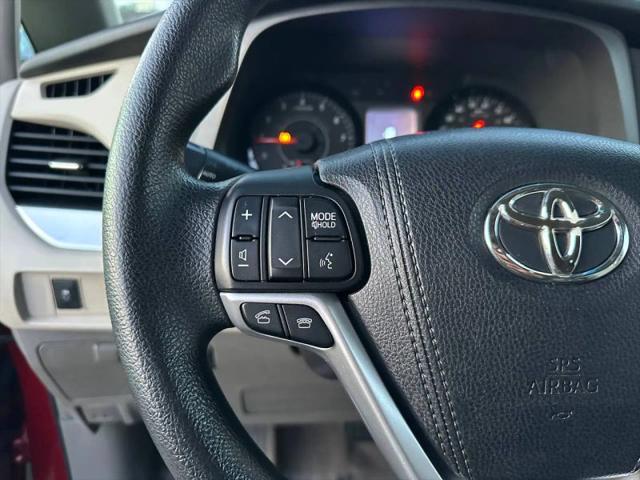 2015 Toyota Sienna LE 7 Passenger