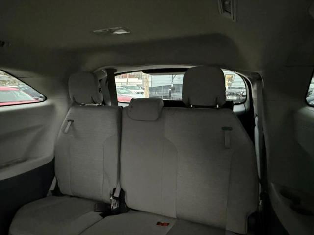 2023 Toyota Sienna LE
