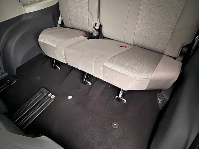 2023 Toyota Sienna LE