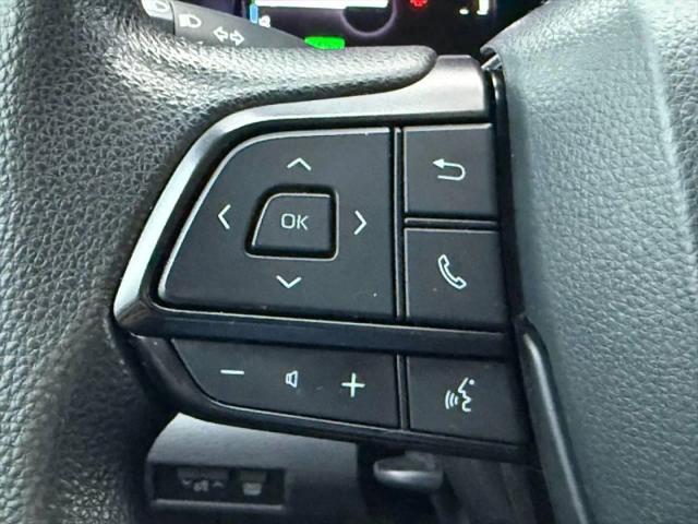 2023 Toyota Sienna LE