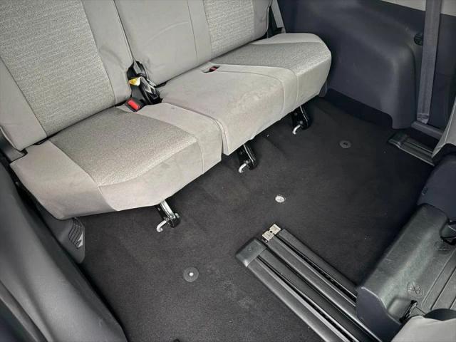 2023 Toyota Sienna LE