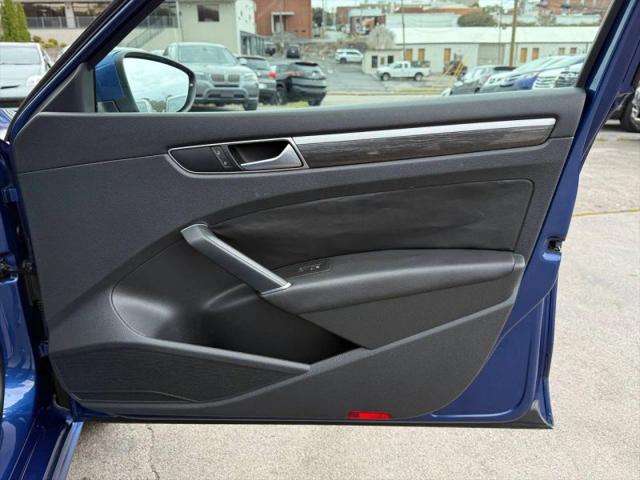 2016 Volkswagen Passat 1.8T SE