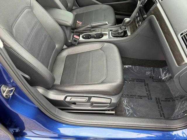 2016 Volkswagen Passat 1.8T SE