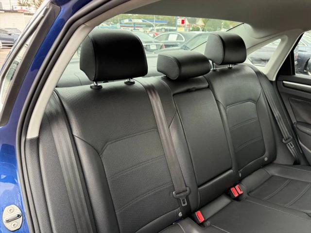 2016 Volkswagen Passat 1.8T SE