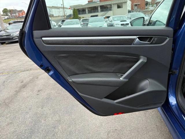 2016 Volkswagen Passat 1.8T SE