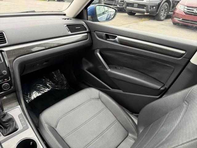 2016 Volkswagen Passat 1.8T SE