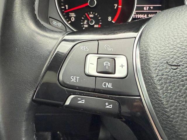 2016 Volkswagen Passat 1.8T SE