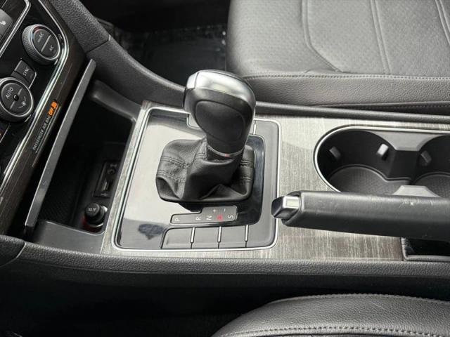 2016 Volkswagen Passat 1.8T SE
