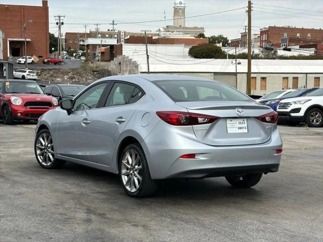 2018 Mazda Mazda3 Touring